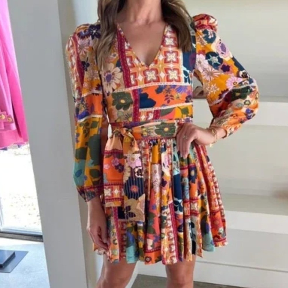 LaRoque Emma Dress Size Medium Coral Cabo Floral Patchwork Boho Mini Retro Mod